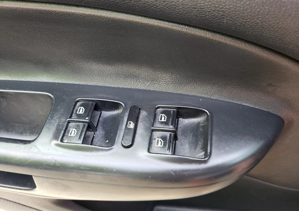 Skoda Octavia cena 12900 przebieg: 257000, rok produkcji 2006 z Ostrzeszów małe 466